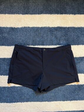 The North Face Women’s Shorts Size 16